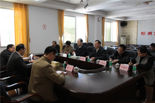 市委常委、組織部部長張惠強(qiáng)到市總工會調(diào)研