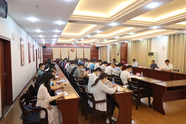 市總工會履職盡責(zé)維護(hù)職工合法權(quán)益，創(chuàng)造和諧社會環(huán)境喜迎二十大