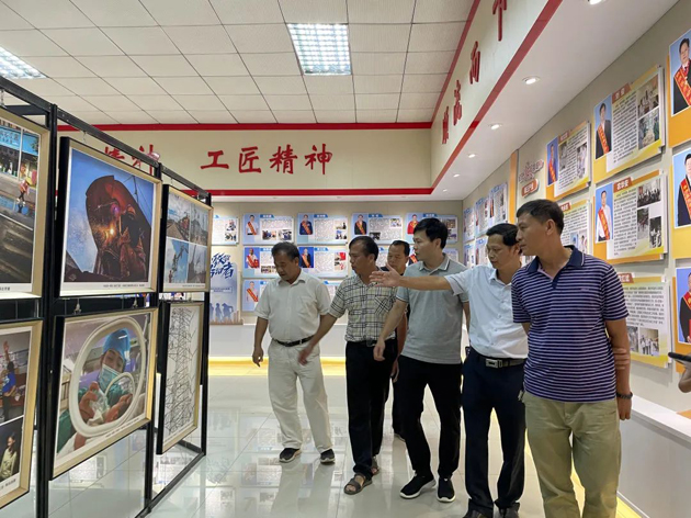 全市職工攝影展開幕，每一張都是超然大片